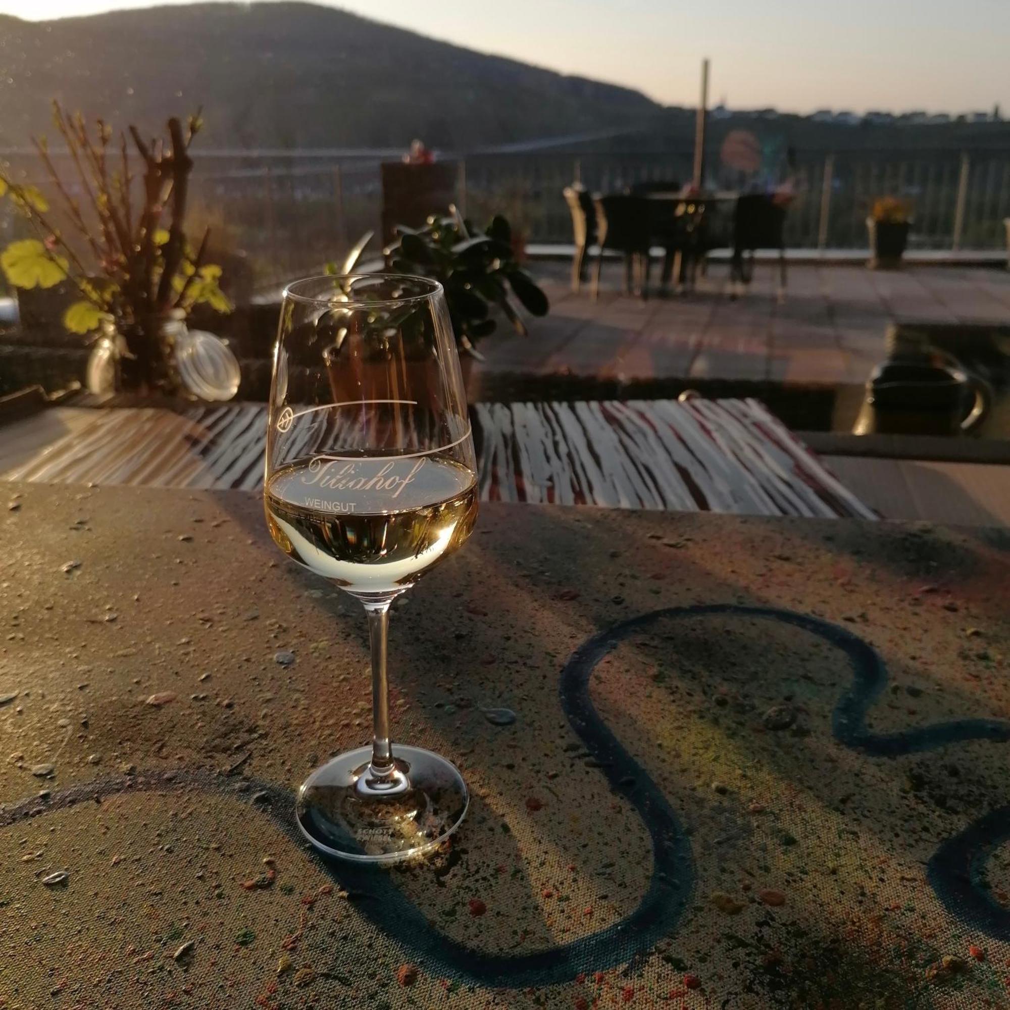 Bed and Breakfast Weingut Tiliahof Brauneberg Exterior foto