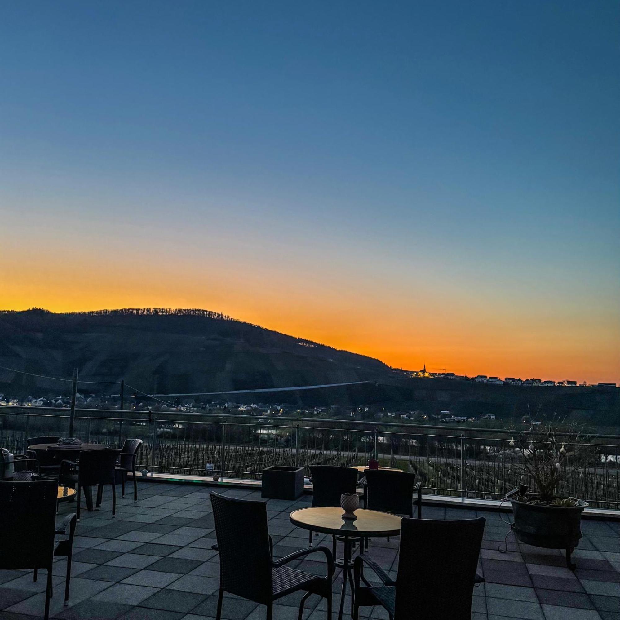 Bed and Breakfast Weingut Tiliahof Brauneberg Exterior foto
